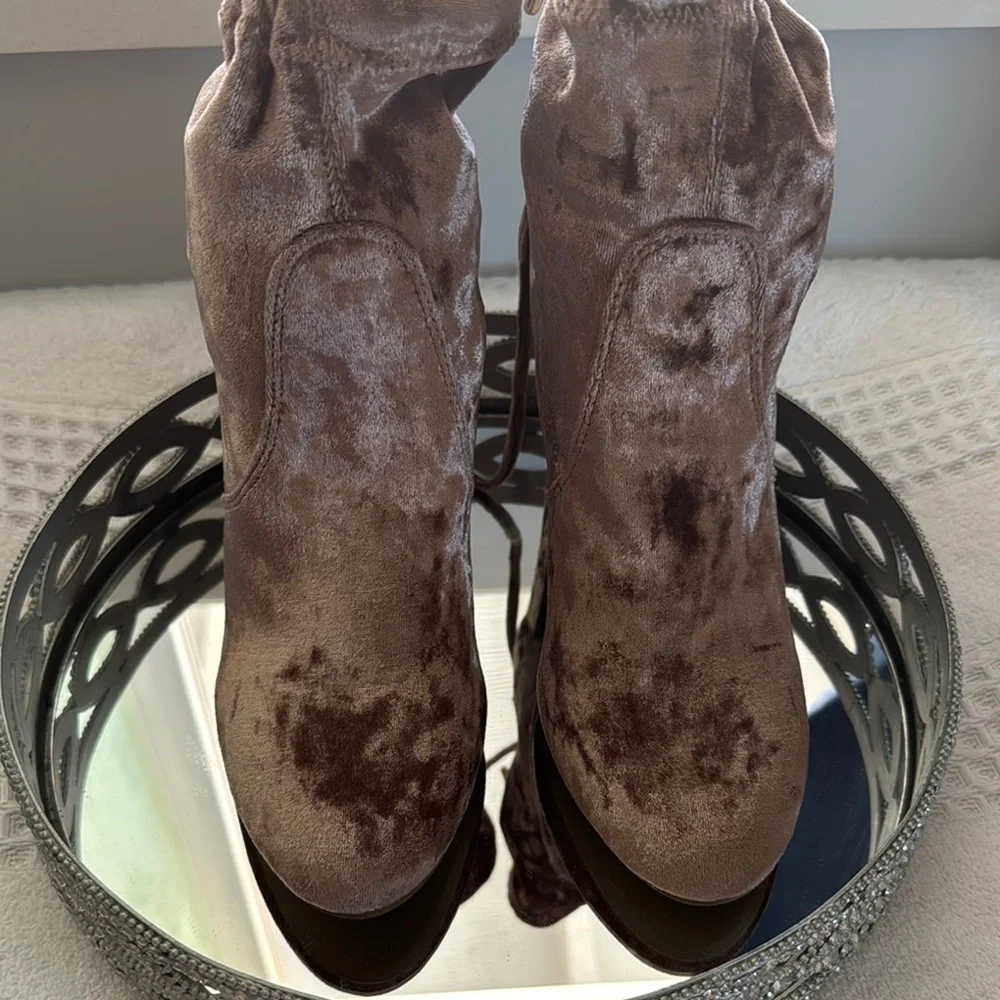 Report Brown Ankle Boots Sturdy Durable Design